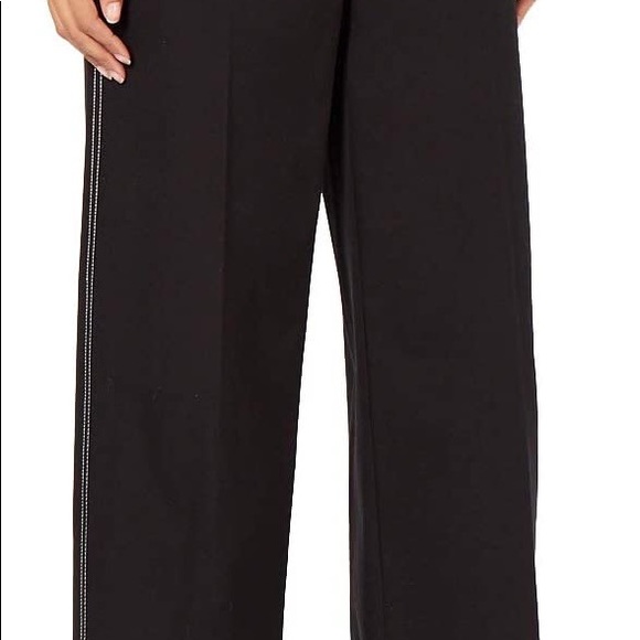 ALFANI belted tummy control cropped black pants - Picture 3 of 5